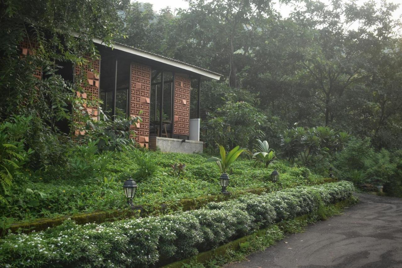 Mountainview Paradise - Cozy 1Bhk Amidst Mountains Karjat Ngoại thất bức ảnh